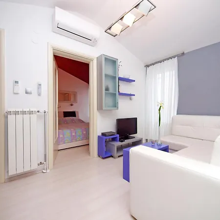 דירה Keran - By Living וודיצה