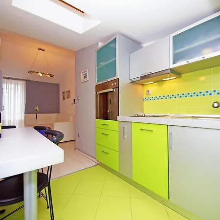 דירה Keran - By Living וודיצה