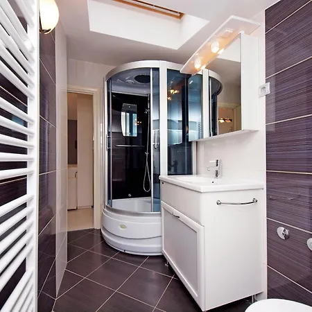 Keran - By Living Apartment Vodice