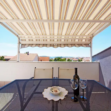 Apartment Keran - By Living *