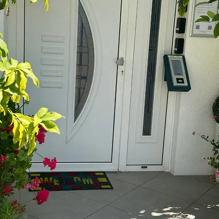 דירה Keran - By Living וודיצה